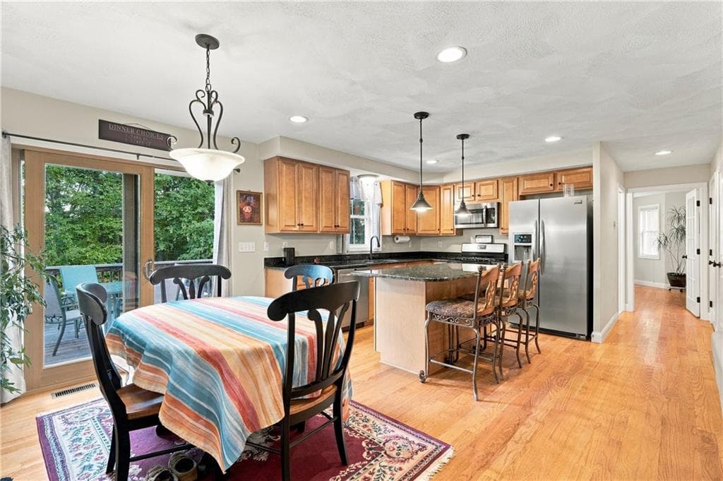 Single Family Residence at 43 A Old River Road, Lincoln, photo 20 of 48