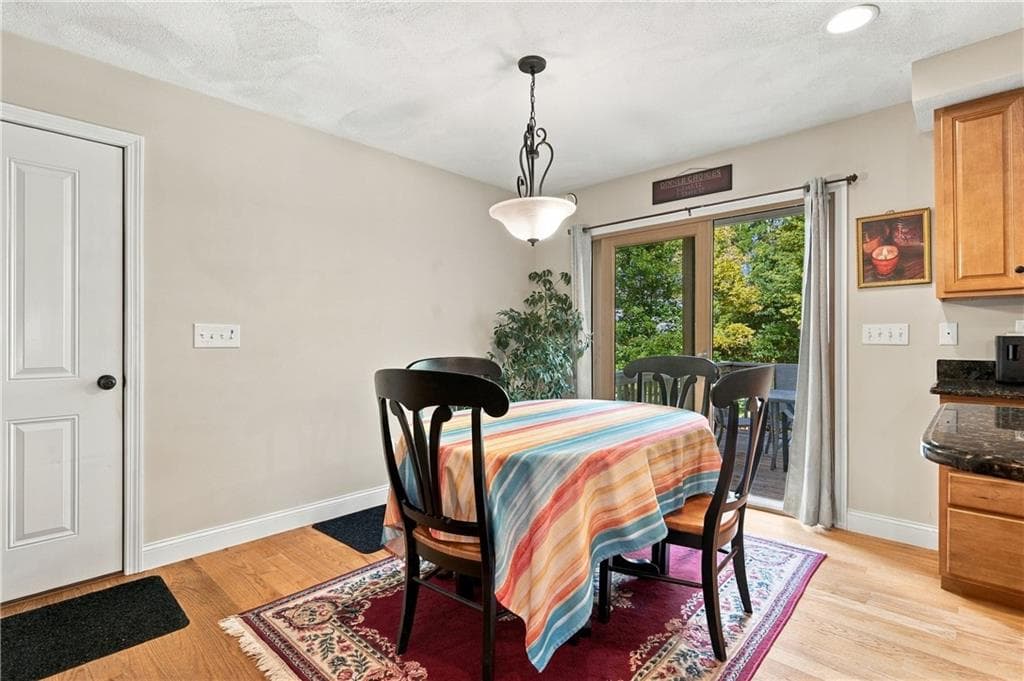 Single Family Residence at 43 A Old River Road, Lincoln, photo 21 of 48