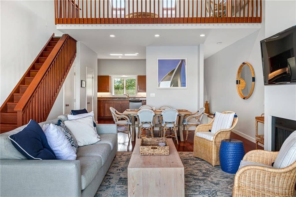 Condominium at 157 Harrison Avenue UNIT 7, Newport, photo 13 of 36
