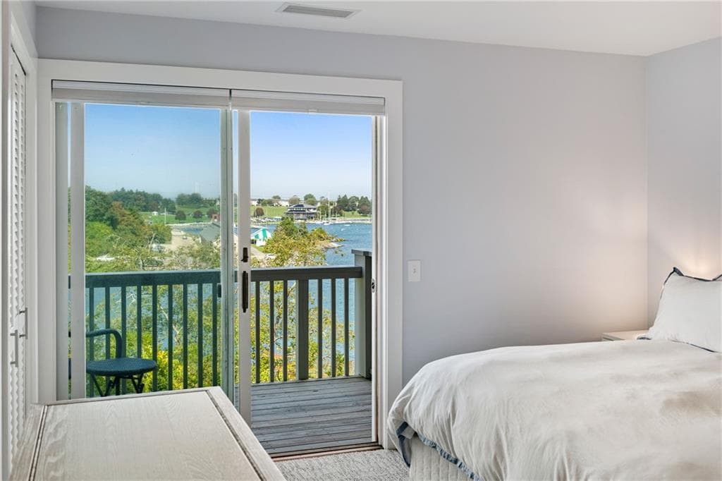 Condominium at 157 Harrison Avenue UNIT 7, Newport, photo 22 of 36
