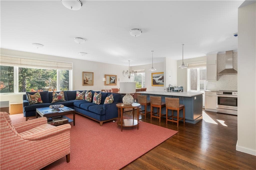 Condominium at 30 Blackstone Boulevard UNIT 201, Providence, photo 2 of 33