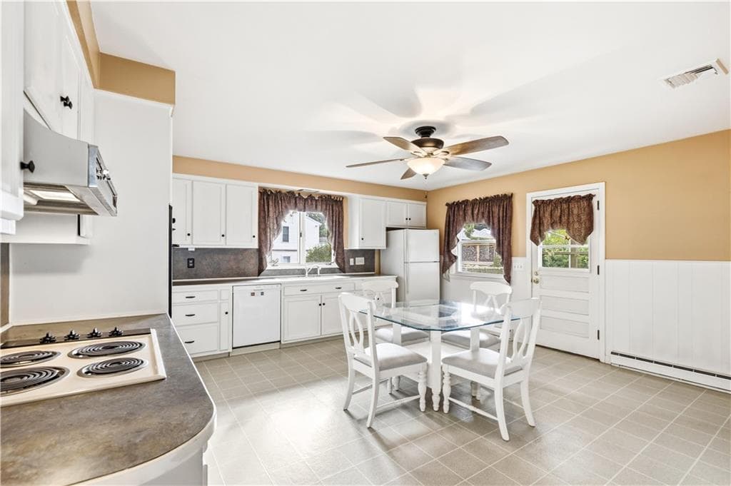 Single Family Residence at 23 Penrose Street, North Providence, photo 5 of 49