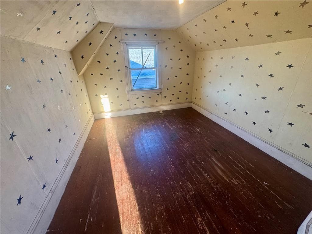 Single Family Residence at 14 Yale Avenue, Providence, photo 13 of 15