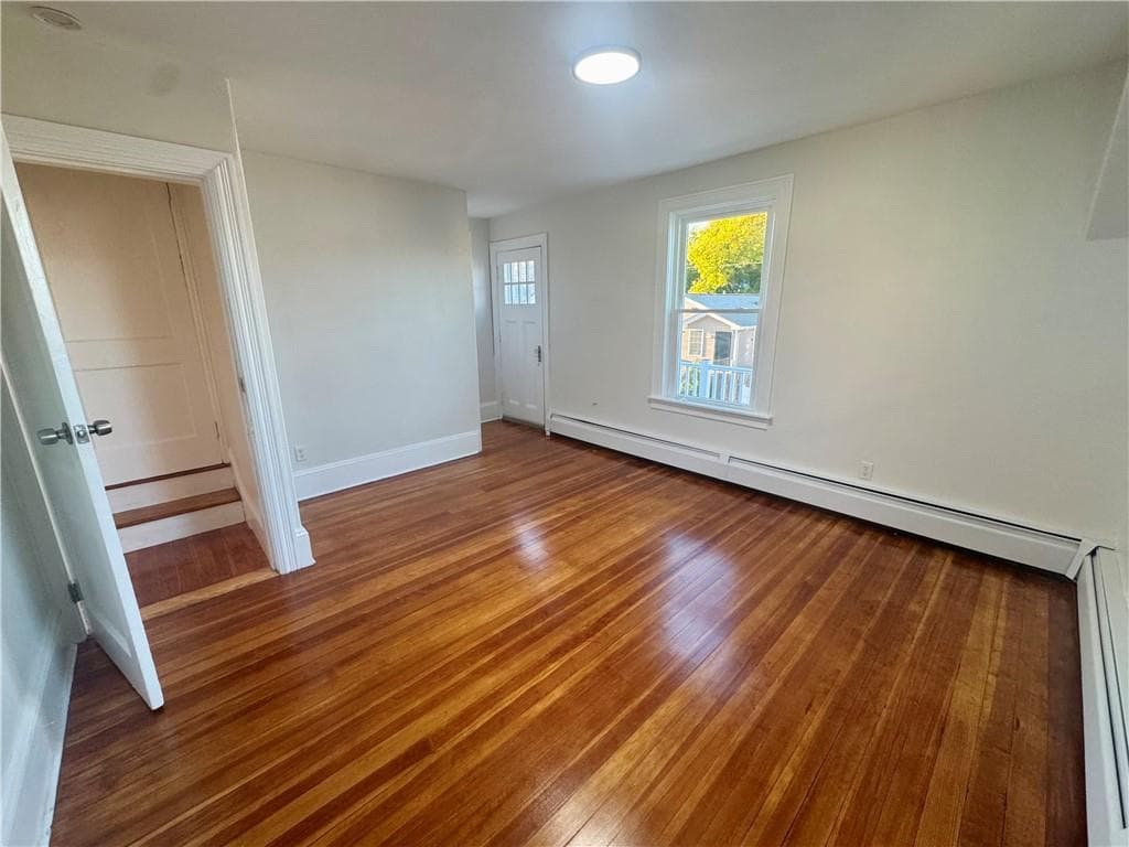Single Family Residence at 14 Yale Avenue, Providence, photo 11 of 15