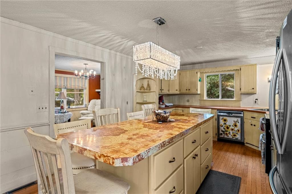Single Family Residence at North Kingstown, photo 9 of 28