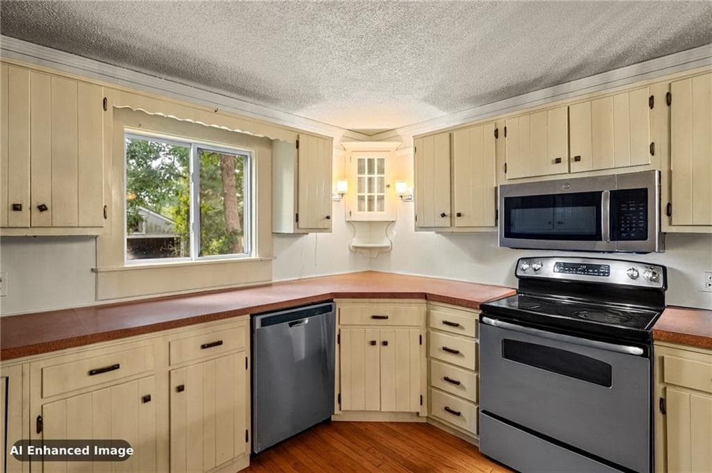 Single Family Residence at North Kingstown, photo 11 of 28