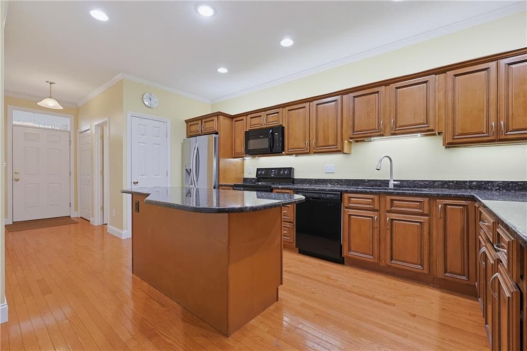 Condominium at 164 Bear Hill Road UNIT 10, Cumberland, photo 5 of 34