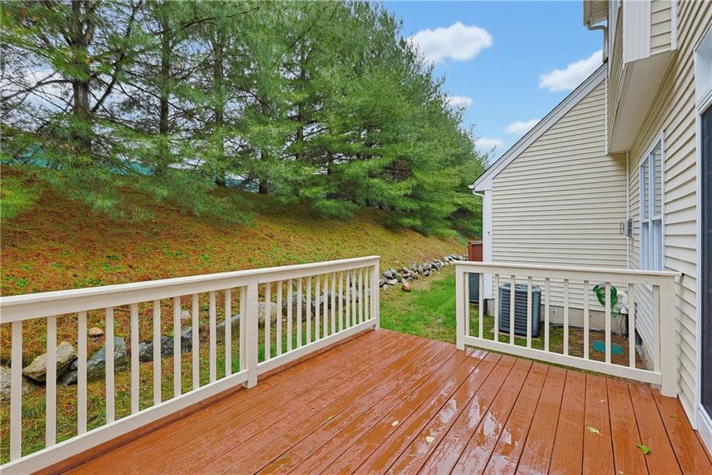 Condominium at 164 Bear Hill Road UNIT 10, Cumberland, photo 33 of 34
