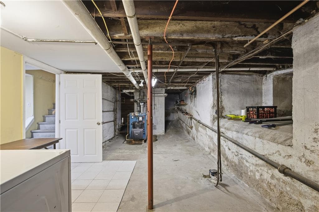 Single Family Residence at 476 East Avenue, Pawtucket, photo 32 of 35