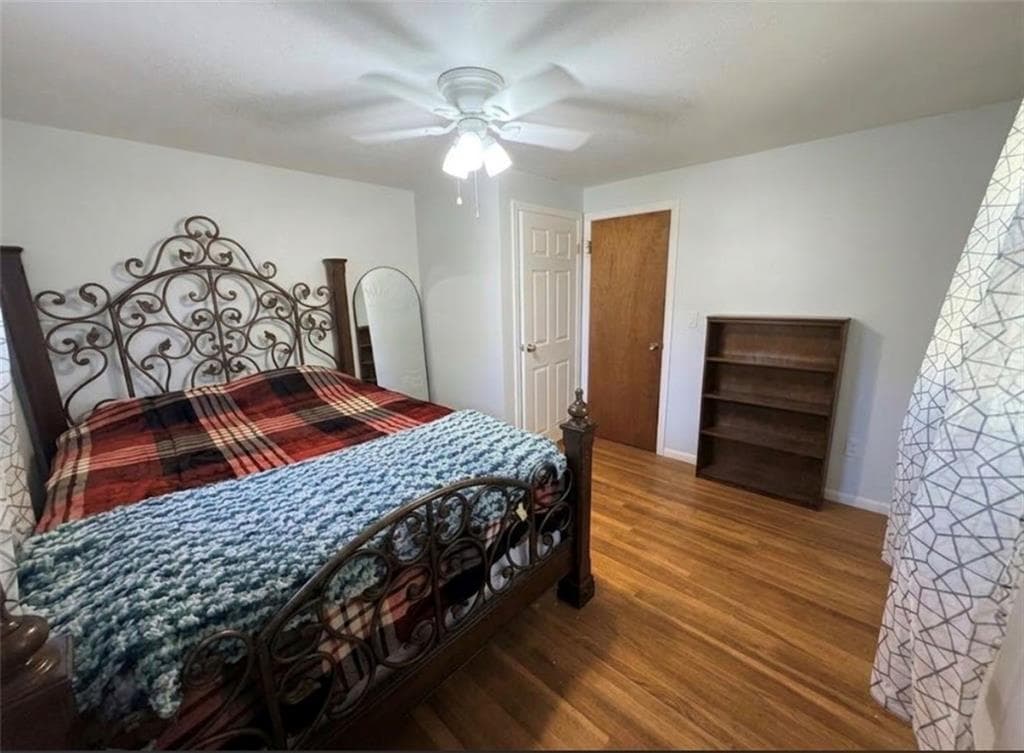 Single Family Residence at 61 Calderwood Drive, Warwick, photo 7 of 29