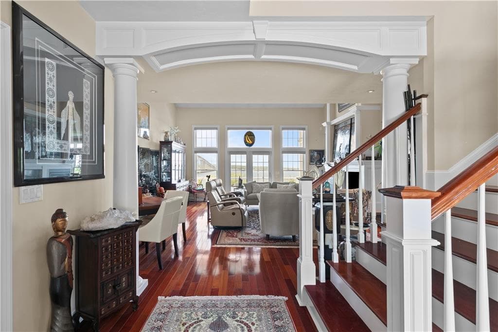 Single Family Residence at 121 Seaside Drive, Jamestown, photo 6 of 47