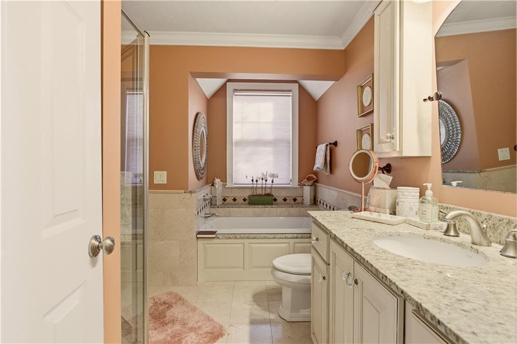 Single Family Residence at 121 Seaside Drive, Jamestown, photo 22 of 47