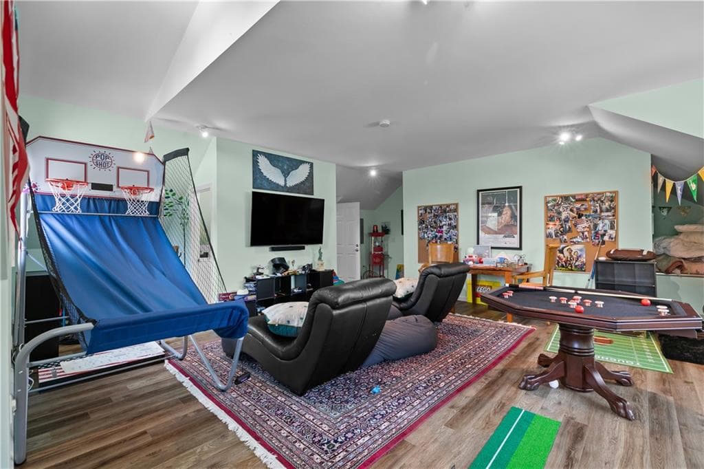 Single Family Residence at 121 Seaside Drive, Jamestown, photo 28 of 47
