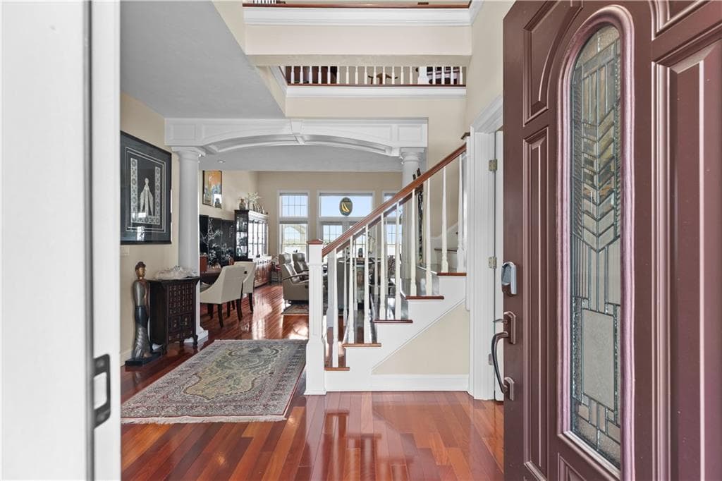Single Family Residence at 121 Seaside Drive, Jamestown, photo 5 of 47