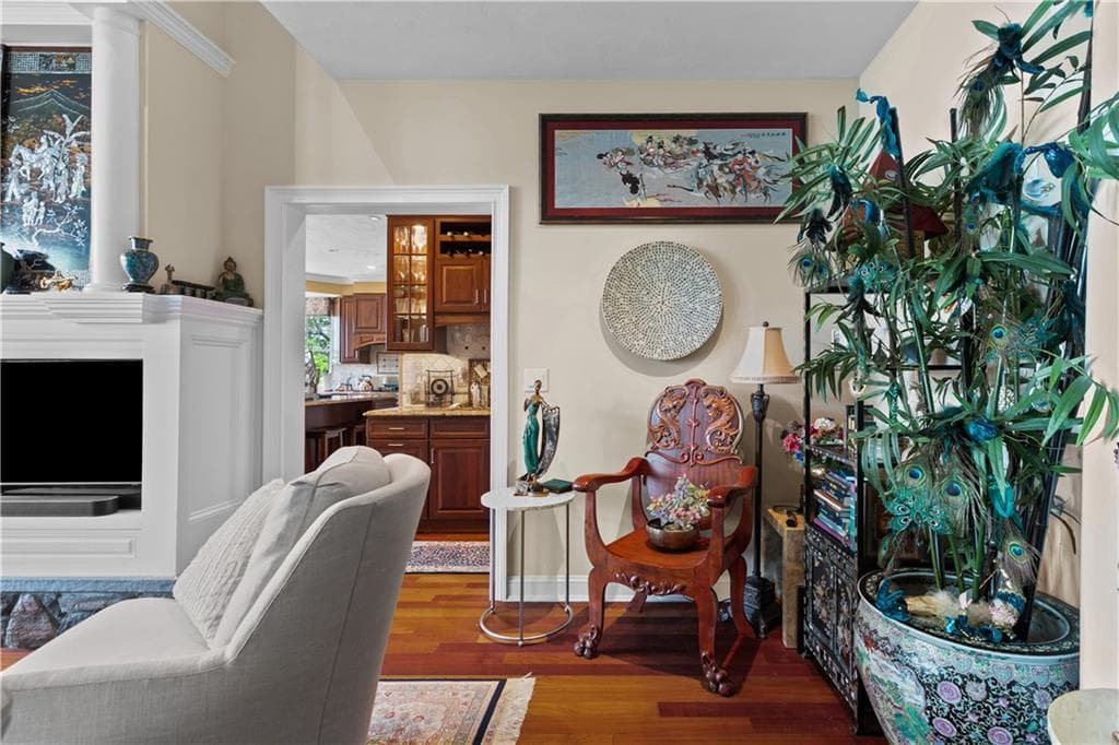 Single Family Residence at 121 Seaside Drive, Jamestown, photo 10 of 47