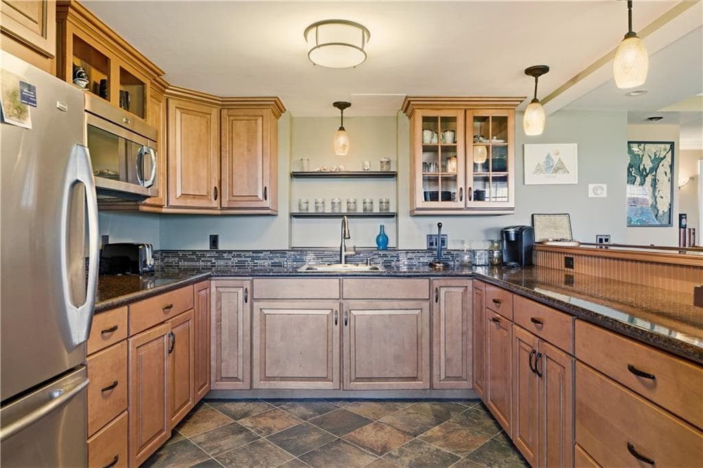 Single Family Residence at 121 Seaside Drive, Jamestown, photo 33 of 47