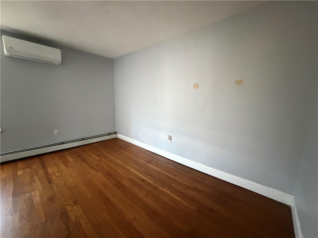 Multi Family at 319 admiral Street, Providence, photo 6 of 14