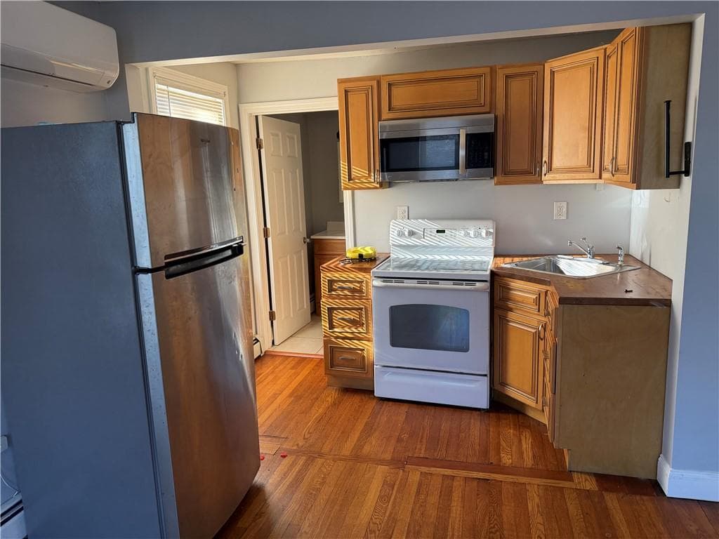 Multi Family at 319 admiral Street, Providence, photo 3 of 14