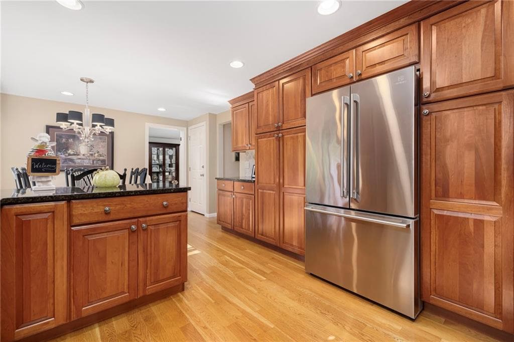 Single Family Residence at 90 Jefferson Drive, East Greenwich, photo 4 of 46