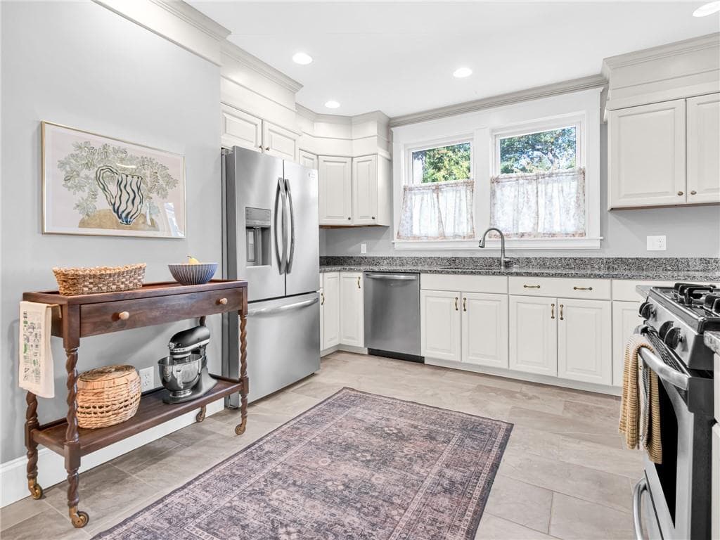Condominium at 262 260 President Avenue UNIT 262, Providence, photo 16 of 43