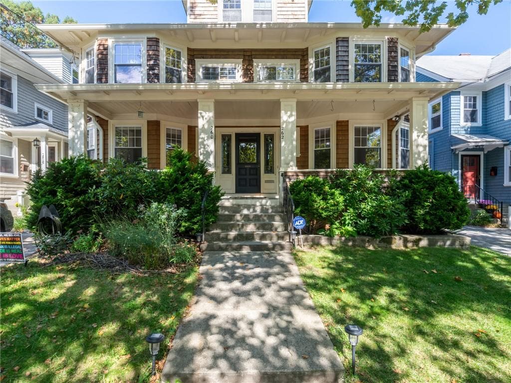 262 260 President Avenue UNIT 262