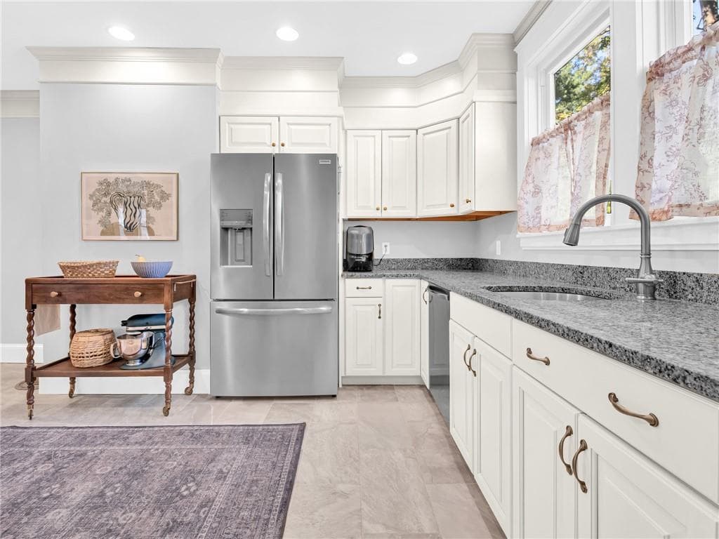 Condominium at 262 260 President Avenue UNIT 262, Providence, photo 19 of 43