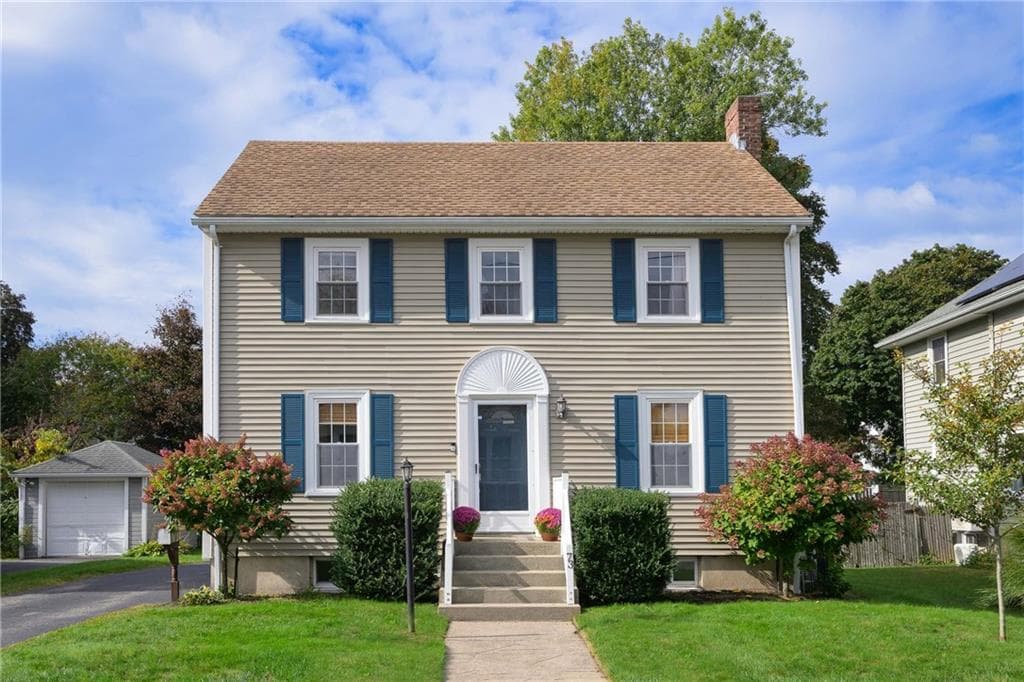 Single Family Residence at 73 Hope Street, East Providence, photo 3 of 30