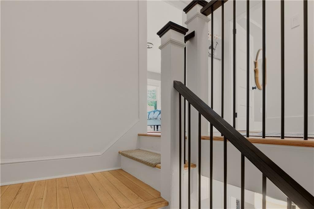 Condominium at 23 Pell Street, Newport, photo 24 of 48