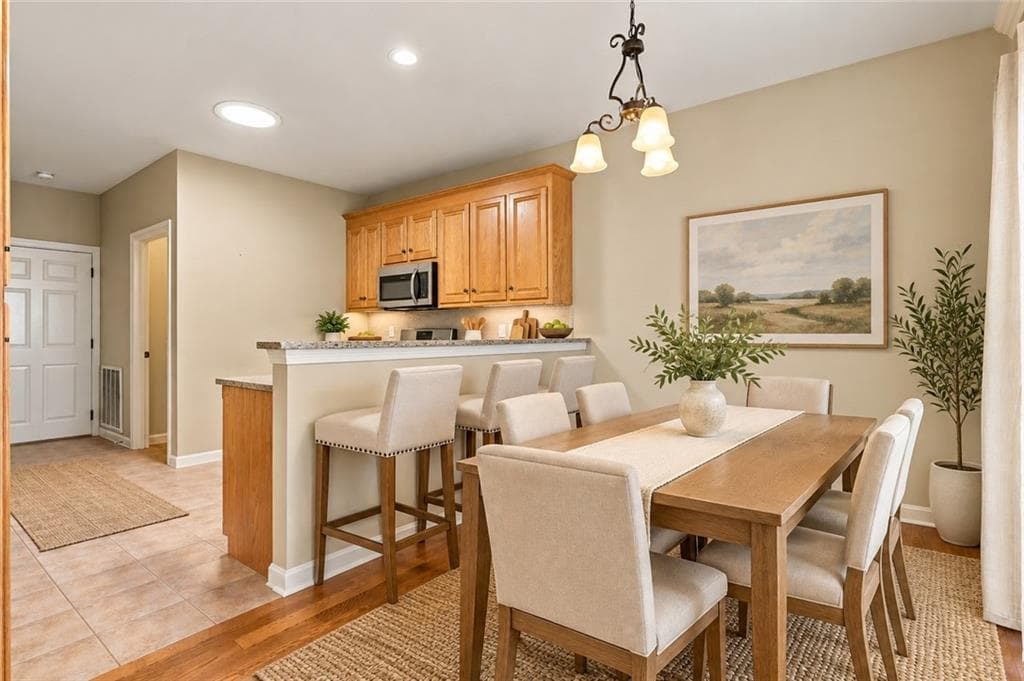 Condominium at 170 Providence Pike UNIT 49, North Smithfield, photo 5 of 25