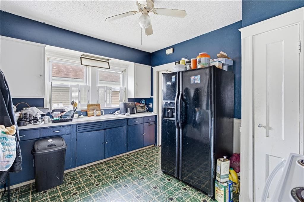 Multi Family at 712 714 East Avenue, Pawtucket, photo 5 of 33