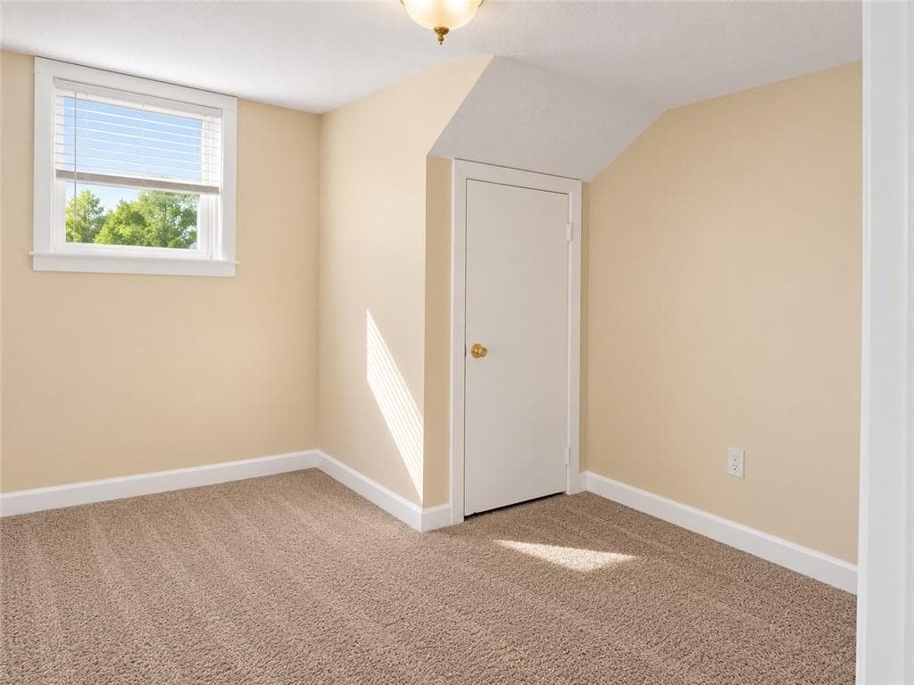 Multi Family at 181 Shun Pike, Johnston, photo 17 of 30
