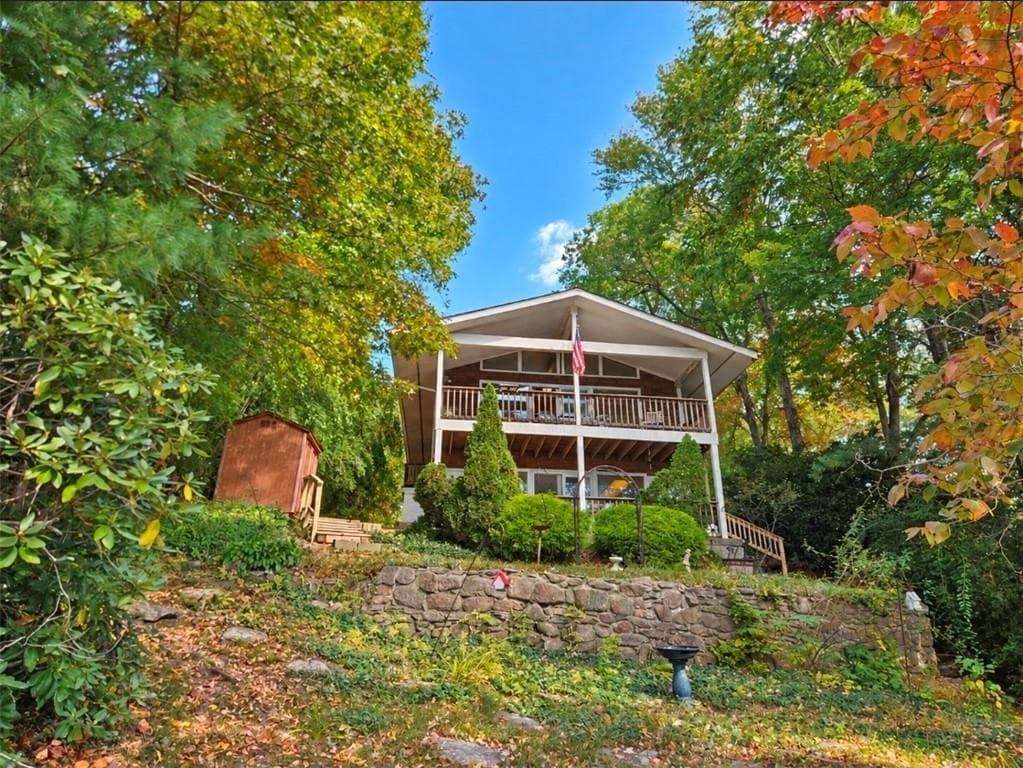 Single Family Residence at 39 Thurston Drive, Hopkinton, photo 16 of 50