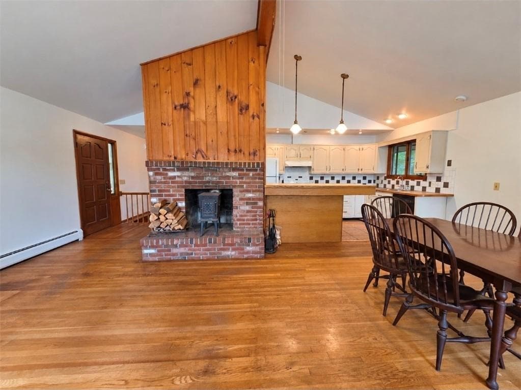 Single Family Residence at 39 Thurston Drive, Hopkinton, photo 26 of 50