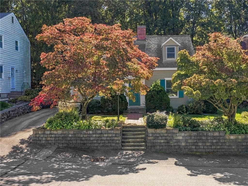 15 Welcome Road