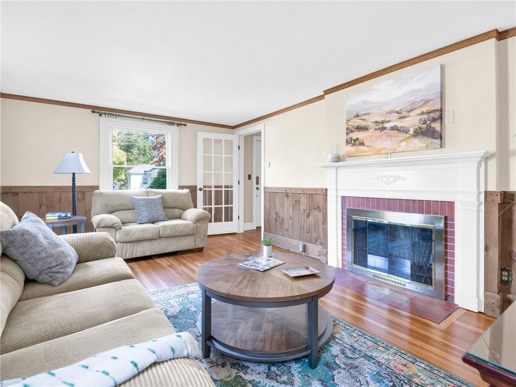 Single Family Residence at 15 Welcome Road, Smithfield, photo 4 of 29