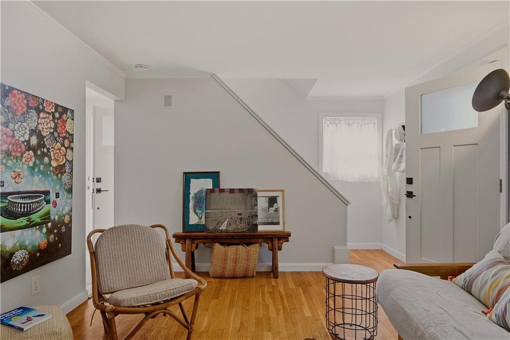 Single Family Residence at 31 Loring Street, Middletown, photo 7 of 50