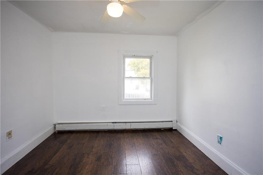Single Family Residence at 28 Yorkshire Street, Providence, photo 32 of 45