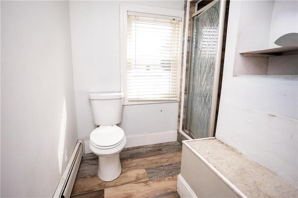 Single Family Residence at 28 Yorkshire Street, Providence, photo 20 of 45