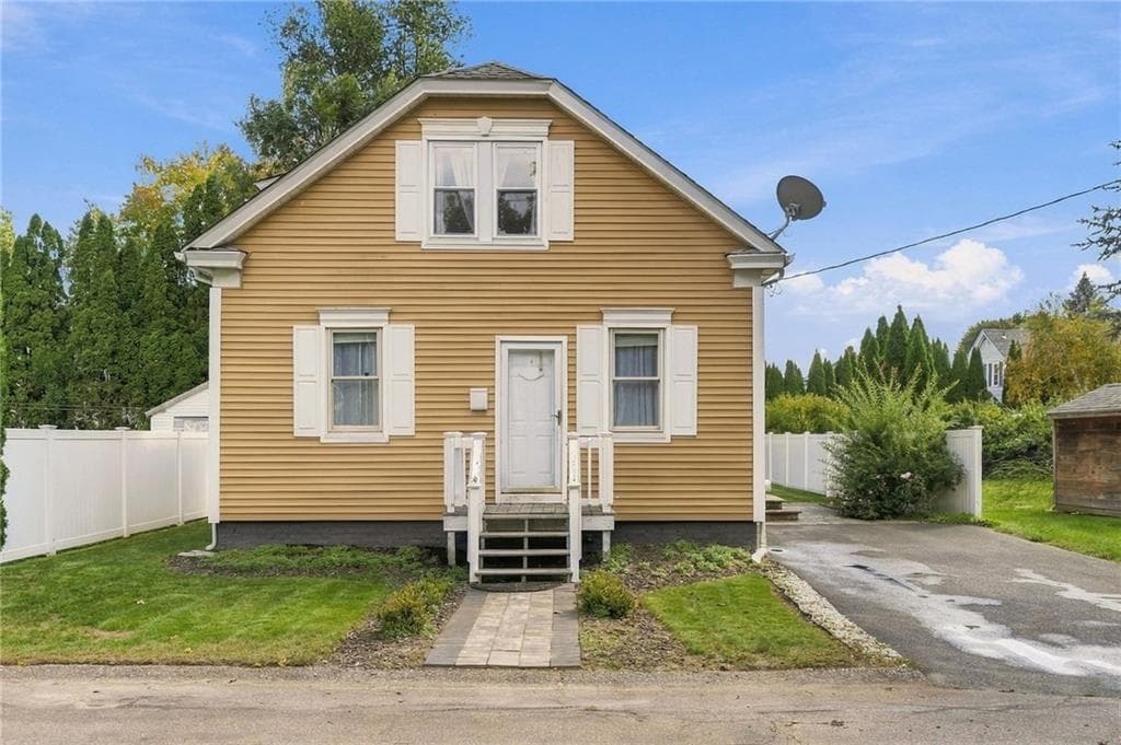 1 Oliver Street
