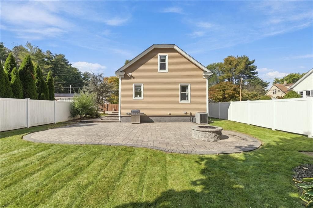 Single Family Residence at 1 Oliver Street, Smithfield, photo 28 of 30