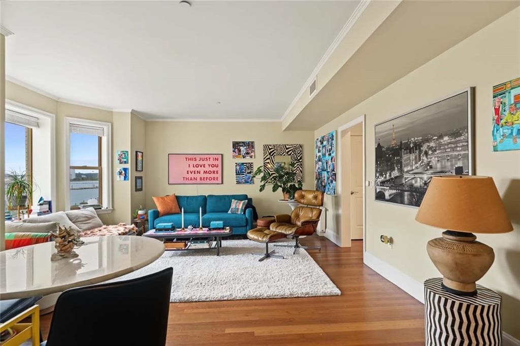 Condominium at 1180 Narragansett Boulevard UNIT F5, Cranston, photo 7 of 31
