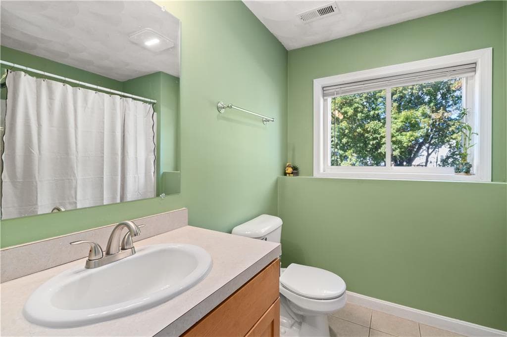 Condominium at 2 Main Street UNIT 18, Lincoln, photo 10 of 18