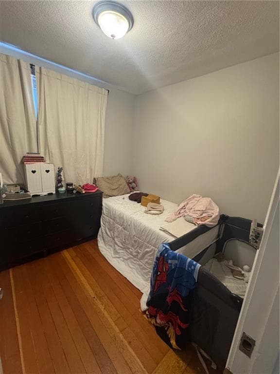 Multi Family at 81 Radcliffe Avenue, Providence, photo 7 of 11