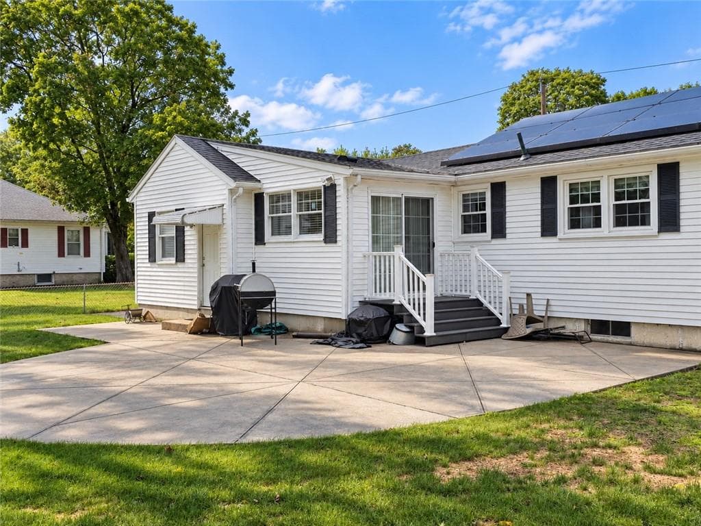 Single Family Residence at 93 Oakland Avenue, Seekonk, photo 35 of 35