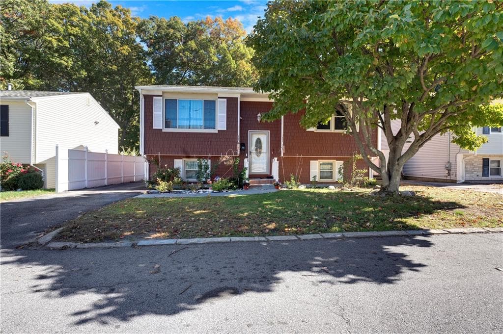 62 Legion Drive