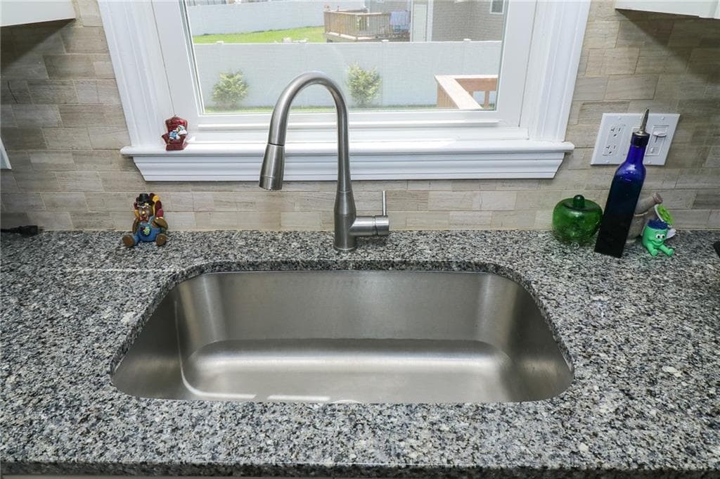 Condominium at 1175 Diamond Hill Road UNIT 302, Woonsocket, photo 16 of 37