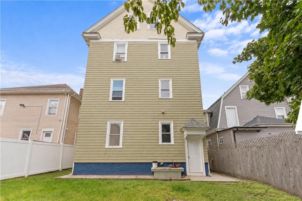 Multi Family at 73 Farragut Avenue, Providence, photo 23 of 24