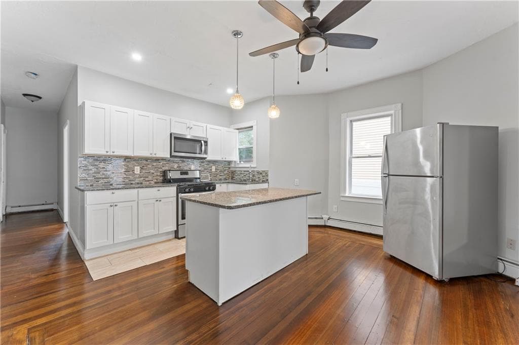 Multi Family at 73 Farragut Avenue, Providence, photo 6 of 24