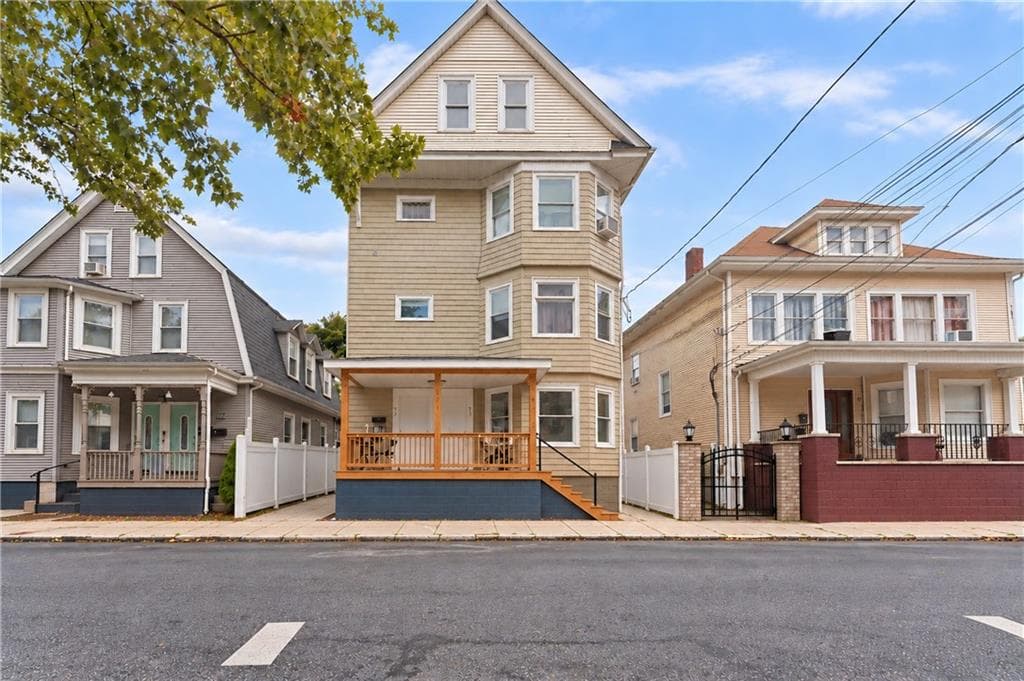 73 Farragut Avenue