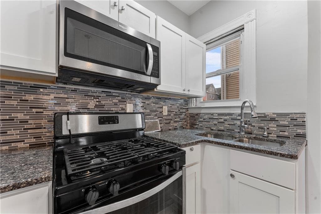 Multi Family at 73 Farragut Avenue, Providence, photo 8 of 24